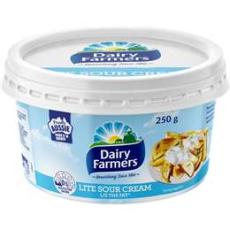 Woolworths - Dairy Farmers Light Sour Cream 250g